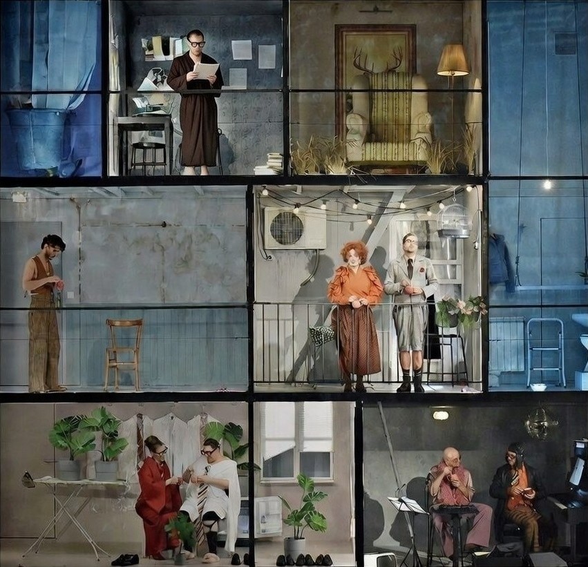 Na mladih svet stoji: mladi arhitekti v prostoru odrske scenografije